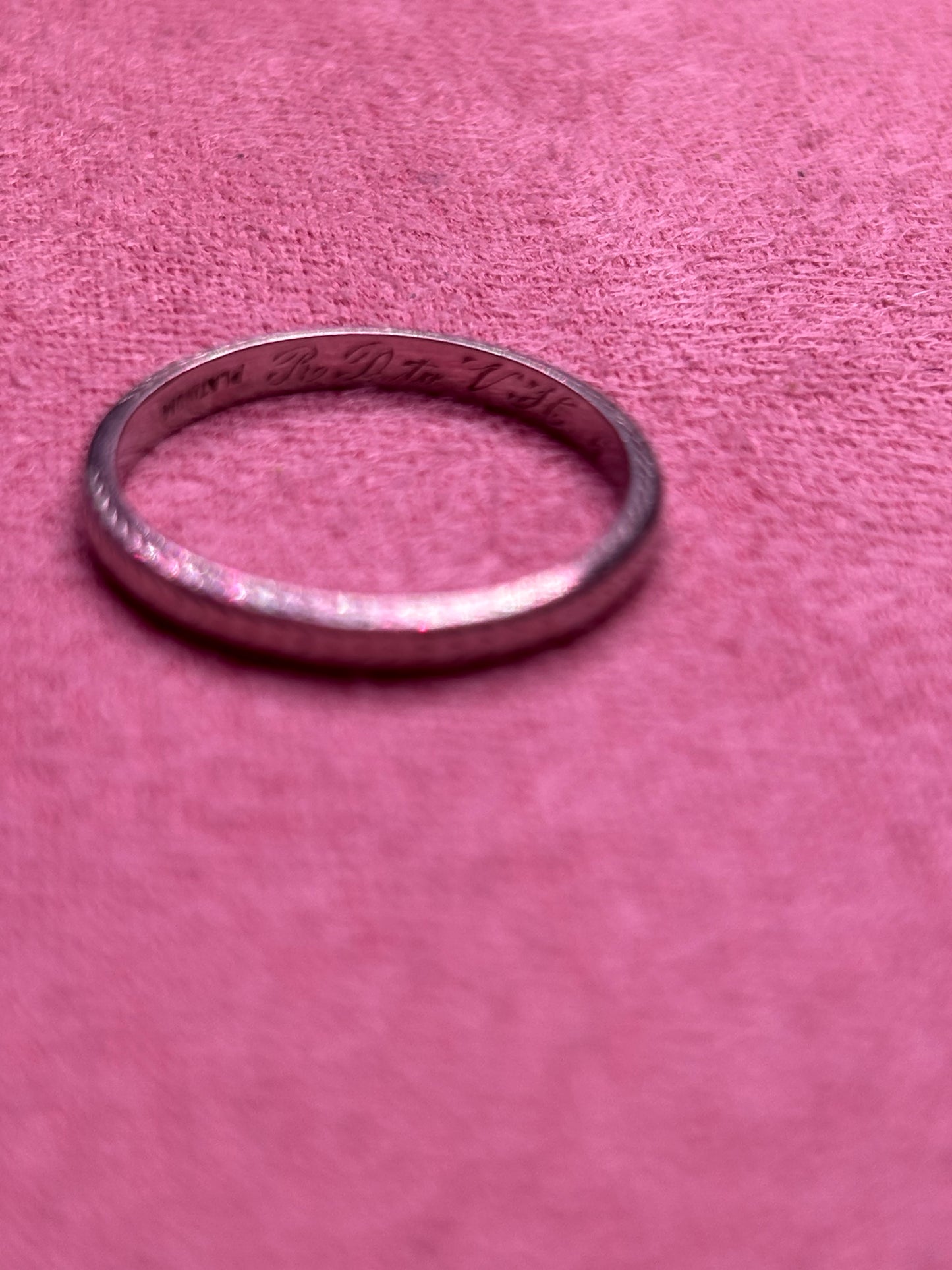 Antique 1920's platinum wedding band